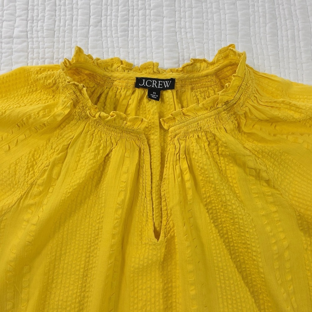 J Crew Ruffle V-Neck Blouse XL Butter Yellow Cotton Textured Short Sleeve Top - Picture 4 of 15